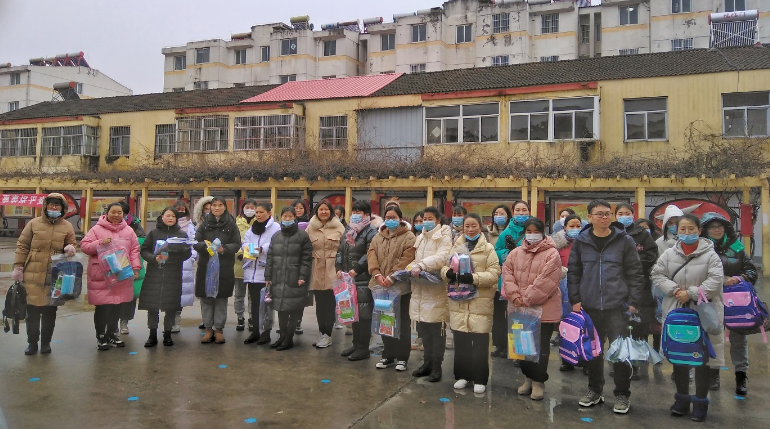 沭阳县贤官中心小学党员教师假期大走访